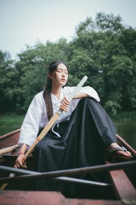 无颜之月动漫第一季全集