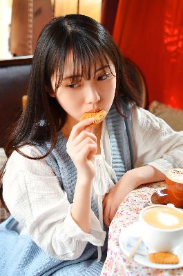 空姐法国1982电视剧在线观看